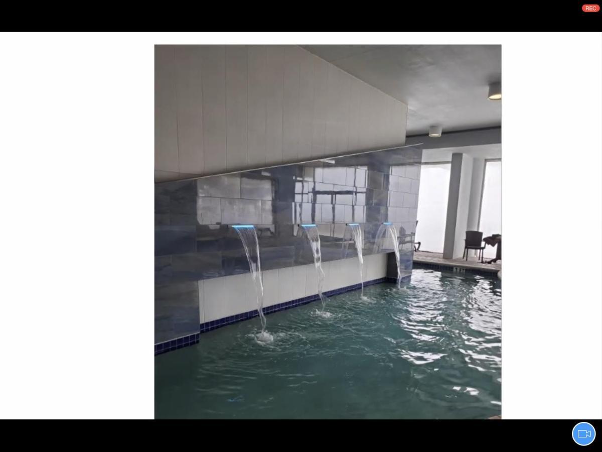 Spectacular Ocean Front Real 1 Bedroom Condo, 2 Ba 미를 비치 외부 사진