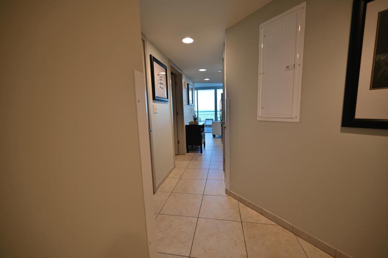 Spectacular Ocean Front Real 1 Bedroom Condo, 2 Ba 미를 비치 외부 사진